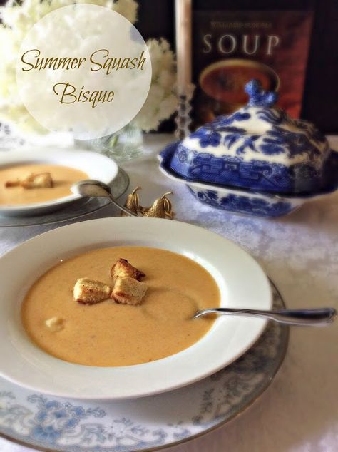 Summer Squash Soup, Squash Bisque, Budget Desserts, Bisque Soup, Bisque Recipe, Chowder Soup, Summer Soup, Baked Potato Soup, Delicious Soup Recipes