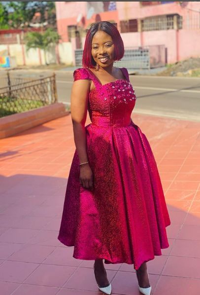 Damask Flare Gown Styles, Brocade Skirt And Blouse Styles, Brocade Wedding Guest Dress Nigeria, Brocade Styles For Women 2024, Brocade Flare Dress Styles In Ghana, Brocade Dress Modern, Lace Styles For Wedding Guest, Brocade Blouse Designs, Fancy Short Dresses