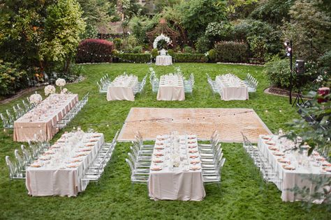 Glamorous Garden Wedding // Ruffled Blog // Wedding Caterer: Vibrant Table / Amanda K Photography Wedding Table Layouts, Romantic Backyard, Reception Layout, Wedding Setup, Wedding Reception Seating, Wedding Backyard Reception, Backyard Reception, Garden Wedding Reception, Table Layout