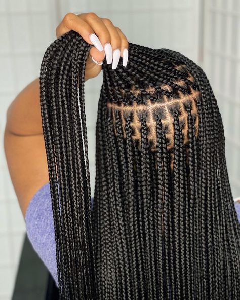 Triangle Box Braids Hairstyles, Small Triangle Box Braids, Small Braid Parts, Box Braids Triangle Parts, Blk Hairstyles, Triangle Part Box Braids, Small Box Braids Hairstyles, Triangle Braids, Triangle Box Braids