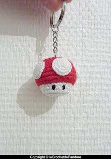 le Crochet de Pandore: Tuto champignon Mario Crochet Mario, Crochet Key Cover, Mario Crochet, Confection Au Crochet, Crochet Keychain Pattern, Pola Amigurumi, Le Crochet, Crochet Diy, Crochet Keychain