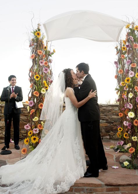 Mexican Jewish Wedding, Chuppah Traditional, Jewish Wedding Ideas Chuppah, Chuppah With Tallit, Jewish Wedding Ceremony Chuppah, Jewish Wedding Ceremony, Mexican Traditions, Wedding Ceremony Traditions, Real Weddings Photos