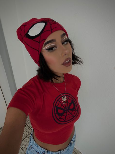 Spiderman Hat Outfit, Spider Man Crop Top, Spider Man Outfits Woman, Spiderman Makeup Woman, Spider Man Makeup Women, Spiderman Outfit Women, Spiderman Crop Top, Spiderman Fit, Spider Man Makeup