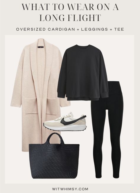 Layered Travel Outfit, Ski Trip Airport Outfit, Overseas Flight Outfit, Outfit For Flight Travel Airports, Long Haul Flight Outfit Winter, Winter Plane Outfit, Warm Travel Outfits, Comfy Airport Outfit Long Flight, Comfortable Travel Outfit Long Flights