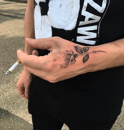 Police Tattoos, Herren Hand Tattoos, Rose Tattoos For Men, Cool Small Tattoos, Small Hand Tattoos, Small Tattoos For Guys, Hand Tattoos For Guys, Dope Tattoos, Stay Wild