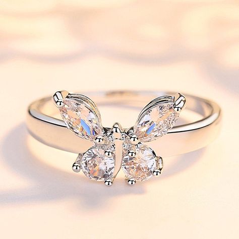 Butterfly Crystal, Princess Ring, Wedding Rings Halo, Rings Jewelry Fashion, Butterfly Ring, Luxury Rings, Butterfly Jewelry, Crystal Ring, Jewelry Wedding