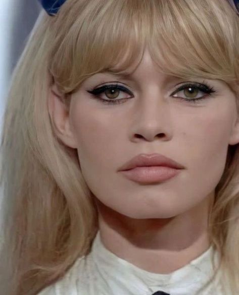 Brigitte Bardot Bridget Bardot Hair, Bardot Makeup, Brigitte Bardot 60s, 60’s Makeup, Bardot Hair, Bridgette Bardot, Bridget Bardot, Hair Color And Cut, Retro Hairstyles