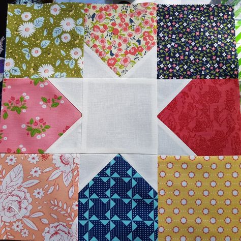 “Stars At Your Feet” – quilt tutorial | cuckooblue Stars Quilt Pattern, Christmas Quilt Blocks, Charm Pack Quilts, Stars Quilt, Scrappy Quilt Patterns, Quilt Block Patterns Free, Charm Quilt, Wedding Quilt, Scrap Quilt Patterns