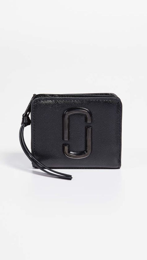 Marc Jacobs Snapshot Mini Compact Wallet@prilaga  #bagsale #bags #trendy #clutch #bagoftheday #bagaddict #prilaga #klosetbag #purses #bag #clutchbag #purselover #bagsholic #shopping #fashionista #purseparty #accessories #bagcharms #clutches #fashionbag #handbags #musthave #trend #musthavebags #bagslover #newcollection #purse #purseswag #bagslovers #crossbags Black Bags With Card Slots For On-the-go, Black Clutch Wallet With Zipper Pocket, Marc Jacobs Snapshot Bag New Black Multi, Marc Jacobs Keychain Wallet, Marc Jacobs Wallet, Black Leather Wallet, Marc Jacobs Bag, Korea Fashion, Mini Wallet