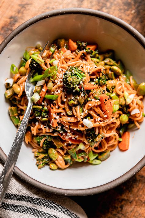 Extra Veggie Vegan Gochujang Noodles Gochujang Vegetables, Vegan Noodles, Potato Pasta, Entree Recipes, Noodle Dishes, Veg Recipes, Vegan Dinner Recipes, Week Meal Plan, Cookbook Recipes