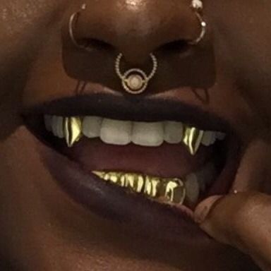 Grillz Teeth, Tooth Gems, Catty Noir, Tooth Gem, Gold Teeth, Teeth Jewelry, Aragon, Coven, Tattoos And Piercings