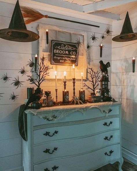 Spooky-Chic Halloween Side Table Decor to Amuse Guests Farmhouse Halloween Entry Table, Halloween Dresser Decor, Halloween Sofa Table Decor, Hocus Pocus Table Decor, Scream Decor, Halloween Entry Table Decor, Halloween Witch House, Halloween Entry Table, Halloween Fundraiser