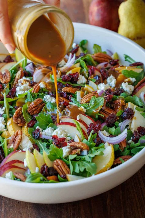 Pear Salad with Balsamic Vinaigrette Easy Salad For Dinner, Salad With Roasted Potatoes, Arugula Pear Burrata Salad, Best Cold Salads, Salad With Spinach Recipes, Fall Green Salads For Parties, Autumn Pear Salad, Pear Balsamic Salad, Best Holiday Salad Recipes