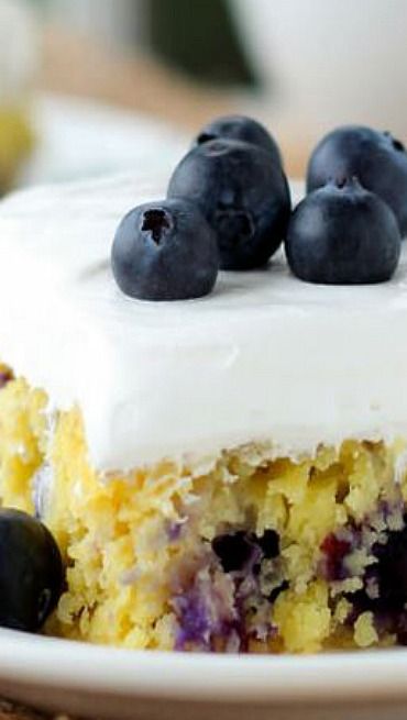 Blueberry Pineapple Cake Best Lemon Blueberry Cake, Blueberry Ideas, Easy Lemon Cake Recipe, Blueberry Cake Recipe, Blueberry Lemon Cake Recipe, Lemon Blueberry Cake, Slow Roasted Italian, Lemon Cake Easy, Lemon Pound Cake Recipe