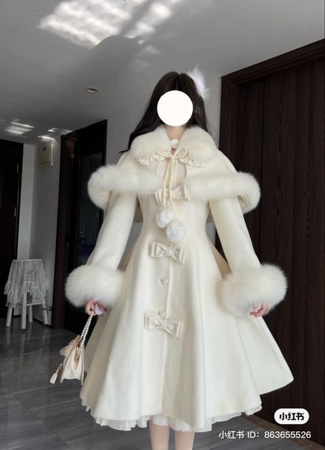 Snow Core Aesthetic Outfits, Fluffy Winter Dress, Snow Princess Dress, Snow Inspired Outfits, Winter Princesscore, Royal Winter Outfits, Princess Winter Outfits, Winter Dress Aesthetic, Winter Kawaii Outfits