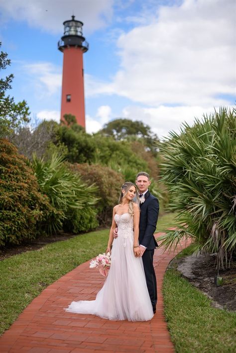 Jupiter Inlet Lighthouse & Museum - Jupiter, FL - Wedding Venue Jupiter Lighthouse Wedding, Jupiter Lighthouse, Lighthouse Wedding, Wedding Halls, Jupiter Florida, Jupiter Fl, Wedding Hall, Banquet Hall, Wedding Photo