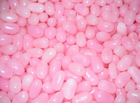 »✿❤Pink❤✿« Jelly Beans Bean Aesthetic, Pink Jelly Beans, Colorful Aesthetic, Pink Foods, Jelly Bean, Pinky Promise, Jelly Belly, Rosa Pink, Tickled Pink