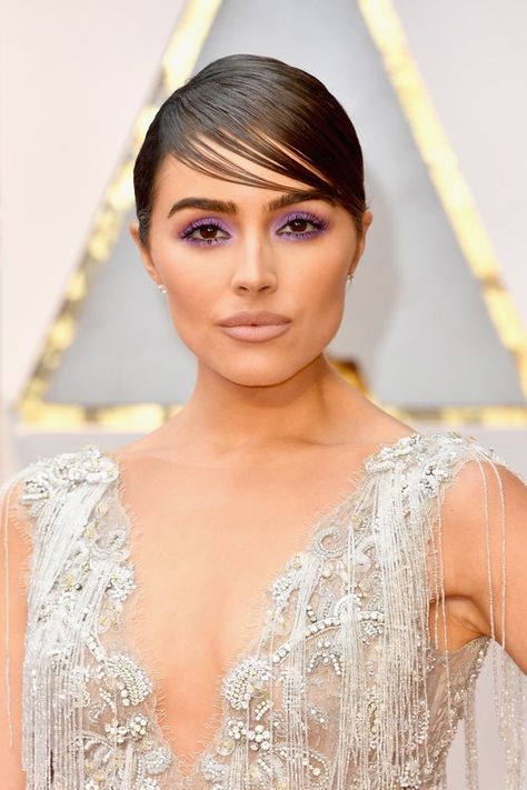 Olivia Culpo's nude lips perfectly complemented her bold lavender eye look. To create this hue makeup artist Sir John first applied L'Oréal Paris Colour Riche Lip Liner in Au Naturale all over the lip, and topped with a few swipes of applied L'Oréal Paris Infallible Pro-Matte Gloss in Bare Attraction. Unique Wedding Makeup, Amazing Wedding Makeup, Beautiful Wedding Makeup, Bridal Makeup Tips, Gorgeous Wedding Makeup, Wedding Eyes, Ideas For Weddings, Wedding Eye Makeup, Red Carpet Beauty