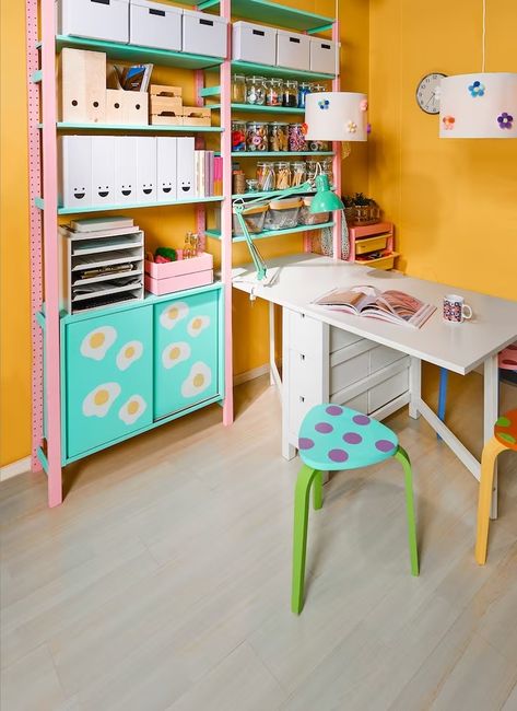 Creative Studio Space, Stackable Stools, Minimalist Maximalist, Ikea Ivar, Art Studio Organization, Cozy Sofa, Studio Organization, Cute Desk, Shop Storage