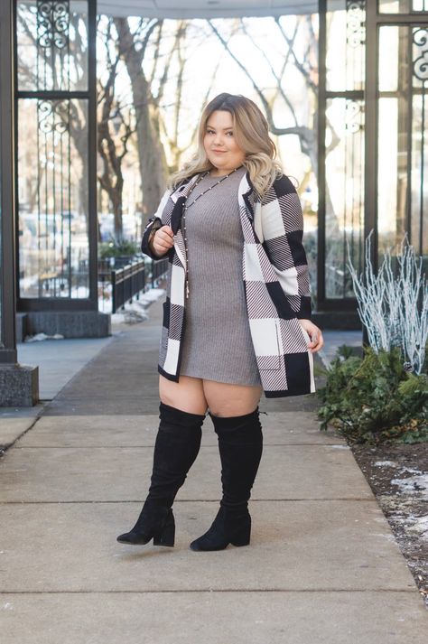 Classy Plus Size, Chicago Street Style, Chicago Street, Knee Boots Outfit, Outfit Plus Size, Oktoberfest Outfit, Bicycle Clothing, Plus Size Fall Outfit, Plus Size Fall Fashion