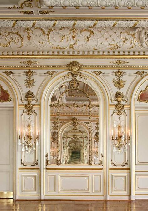 Baroque Interior Design, Rococo Interior, Classical Interior Design, Baroque Interior, Castle Home, Baroque Decor, Classical Interior, Neoclassical Interior, Palace Interior