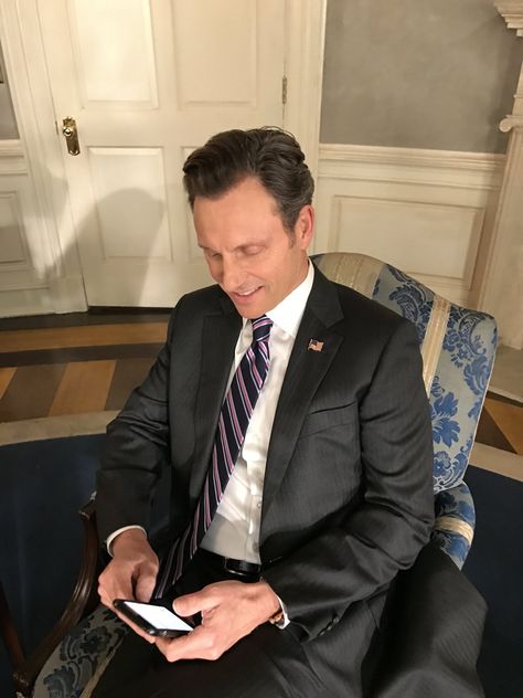 Tony Tony Goldwyn And Scott Foley, Fitz Grant, Tony Goldwyn Gif, Tony Goldwyn And Kerry Washington, Tony Goldwyn Selfie, Jake Ballard, Fitzgerald Grant, Scandal Cast, Scandal Tv Show