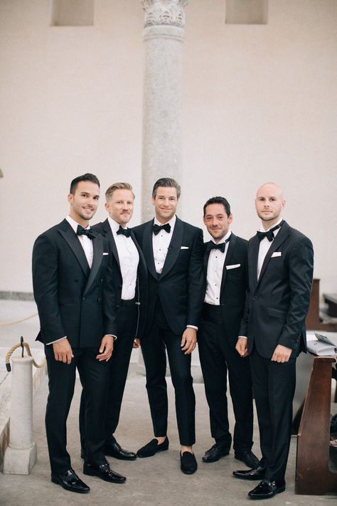 Mens Black Tie Attire, Black Tie Groomsmen, Black Tie Groom, Black Tie Wedding Guest Attire, Black Tie Men, Outfit Boda, Ravello Wedding, Black Tie Wedding Guest, Black Tie Wedding Guest Dress