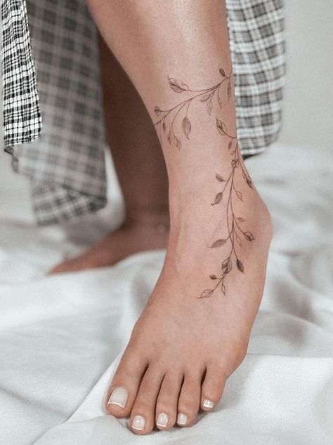 Small Ankle Tattoos For Women, Wrap Around Ankle Tattoos, Tattoos Leg, Wrap Around Tattoo, Wrap Tattoo, Ankle Tattoos For Women, Ankle Tattoos, Foot Tattoos For Women, Small Girl Tattoos