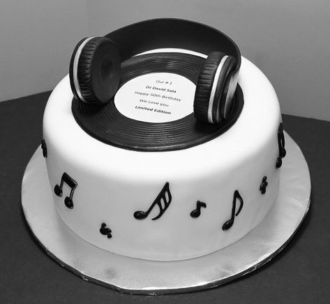 25+ Excellent Photo of Dj Birthday Cake . Dj Birthday Cake Dj Cake Cecy Huezo Wwwdelightfulcakescecy Birthday Music Birthday Cake For Men, Dj Cake Ideas For Men, Dj Birthday Party Ideas, Dj Theme Cake, Music Cake Ideas For Men, Dj Birthday Cake, Music Note Birthday Cake, Birthday Cake Music, Music Cake Ideas