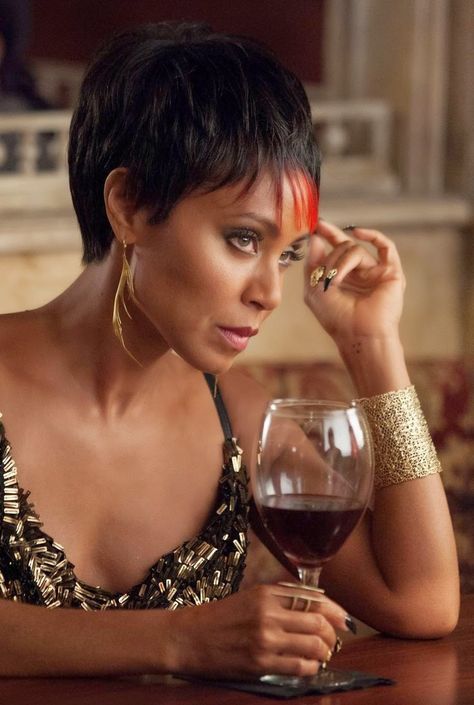 Fish Mooney Nails Gotham Season 1, Gotham Tv Show, Fish Mooney, Gotham Characters, Gotham Tv Series, Gotham Series, In The Pale Moonlight, Gotham Tv, Jada Pinkett