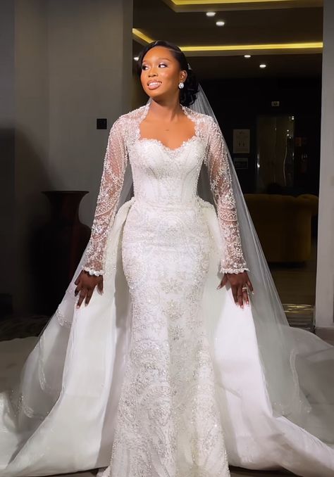 Lace Wedding Dress With Sleeves Black Women, Wedding Gown For Short Bride Body Types, Ivorian Wedding Dress, Wedding Dress With Sleeves Black Women, Black Owned Wedding Dress Designers, Elegant Glam Wedding Dress, White Wedding Dress Black Women, Modest Wedding Dresses Black Women, Ballgown Wedding Dress Black Woman