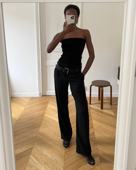 Trousers Outfit Aesthetic, Black Trousers Outfit, Dinner Outfit Ideas, September Outfits, Dinner Fits, Trousers Outfit, Trouser Outfit, Living In Paris, Dinner Outfits