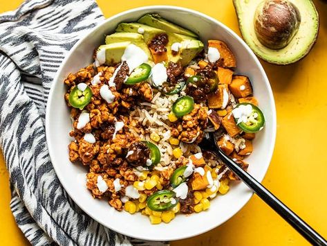 Tempeh Burrito Bowls - Vegetarian or Vegan - Budget Bytes Tempeh Burrito, Tempeh Bowl, Vegan Budget, Burrito Bowl Meal Prep, Burrito Bowls Recipe, Tempeh Recipes, Budget Bytes, Burrito Bowls, Burrito Bowl