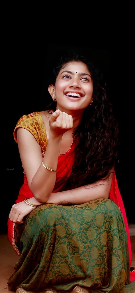 Saipallavi Hd Wallpaper, Sai Pallavi 4k Hd Images, Saipallavi Images Hd, Sita Mahalakshmi, Sai Pallavi Hd Images, Sai Pallavi, Actress Hairstyles, Star Beauty, Glamour Beauty