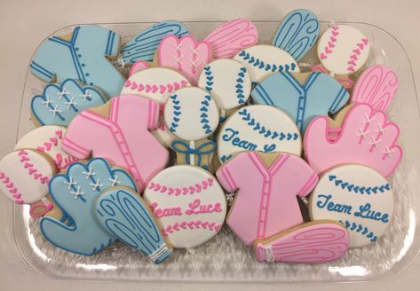 Volleyball Gender Reveal Ideas, Baseball Reveal Party Ideas, Team Pink Or Team Blue, Gender Reveal Ideas Baseball Theme, Baseball And Softball Gender Reveal, Baseball Gender Reveal Cookies, Gender Reveal Ideas Baseball And Bows, Baseball Themed Gender Reveal Party, Baseball Gender Reveal Cake