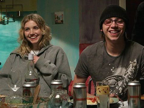 Skins Generation 1, Mike Bailey, Cassie Skins, Hannah Murray, Skins Characters, Skin Aesthetics, Skins Uk, Movies And Series