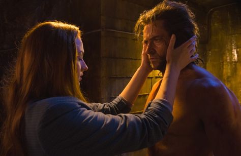 Sophie Turner as Jean Grey and Hugh Jackman as Wolverine in 'X-Men: Apocalypse' (2016) #sophieturner Wolverine And Jean, Wolverine And Jean Grey, Logan Wolverine Hugh Jackman, Marvel Jean Grey, Xmen Apocalypse, X Men Apocalypse, X-men Apocalypse, Jean Grey Phoenix, Wolverine Hugh Jackman