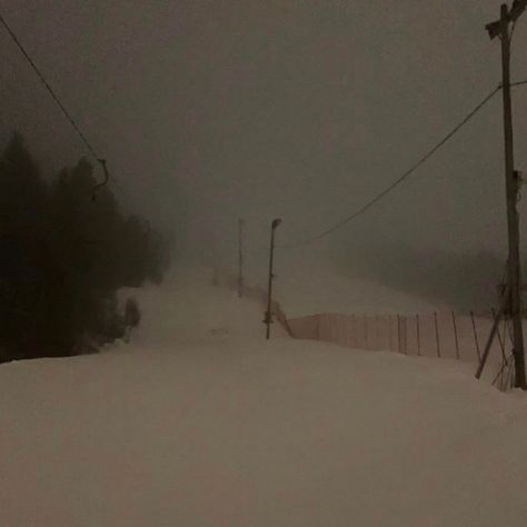 Haunted Midwest, Cryptic Aesthetic, Winter Playlist, Dreamcore Aesthetic, Weirdcore Aesthetic, Liminal Space, Ground Zero, Dreamcore Weirdcore, Liminal Spaces