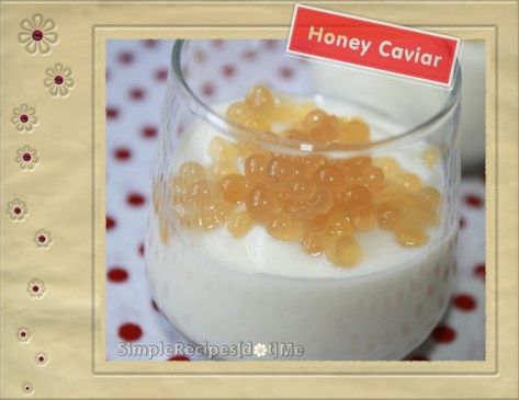 Honey Caviar with Agar-Agar • Color Your Recipes Honey Caviar, Molecular Gastronomy Recipes, Gastronomy Food, Bee Food, Caviar Recipes, Molecular Gastronomy, Agar Agar, Honey Recipes, Jewish Recipes