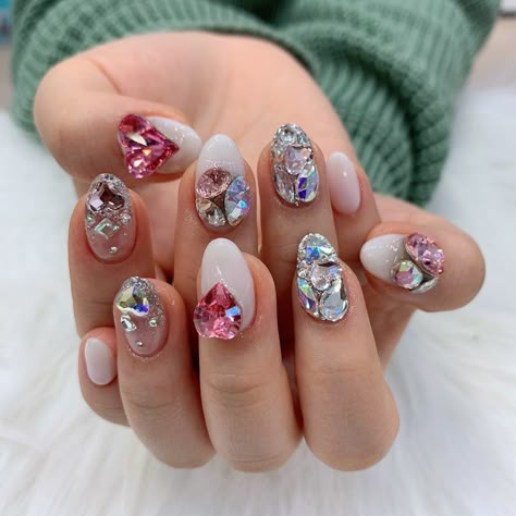 Cristal Nails, Tape Nail Art, Stone Nail Art, Retro Nails, Asian Nails, Nail Jewels, Glamour Nails, Grunge Nails, Pretty Gel Nails