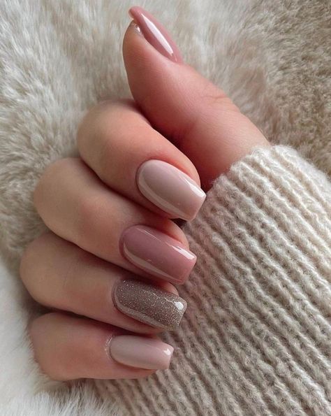 Matte Nail Art Designs: The Easiest Way To Get Salon-Like Nails Simple November Nails, Matte Nail Art Designs, November Nails Designs, September Nail Ideas, Cow Prints, Unghie Sfumate, Matte Nail Art, November Nails, Matte Nail