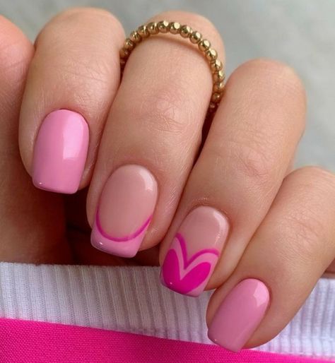 Simple Valentines Gel Nails, Short Pink Heart Nails, February Nails Ideas Valentines Day Pink, Cute Simple Valentines Nails Short, Simple Valentine’s Day Nails, Valentines Day Dip Nails, San Valentine Nails Ideas, Short Nails Valentines, Cute Valentines Nails Short