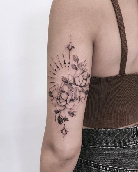 Flowers With Sun Tattoo, Flowers And Sun Tattoo, Rose And Sun Tattoo, Flowers And Bees Tattoo, Sun And Moon Flower Tattoo, Sun And Flowers Tattoo, Sun Moon Flower Tattoo, Flower And Sun Tattoo, Sun Tattoo With Flowers