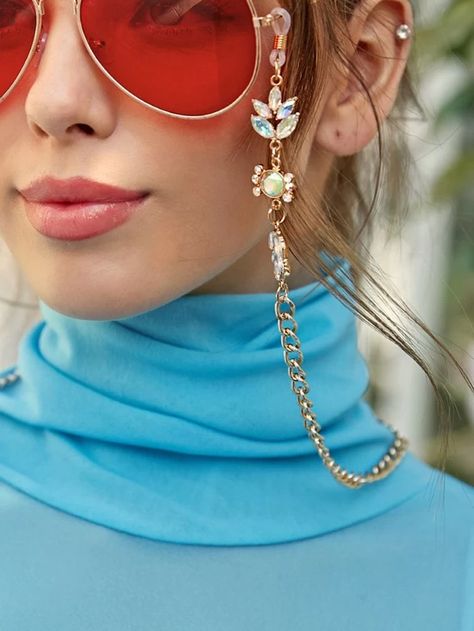 Gemstone Decor Glasses Chain | SHEIN USA Sunglass Photoshoot, Gemstone Decor, Sunglass Strap, Eyeglass Chain Holders, Eyewear Chain, Glasses Strap, Sunglasses Strap, Mask Necklace, Trendy Glasses