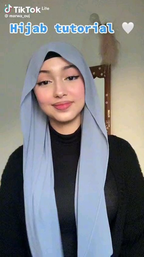 easy and simple hijab tutorial #hijab #easyhijabtutorial #hijabtutorial #hijabinspiration My Melodi, Easy Hijab Style, Hijab Turban Style, Hijab Sport, Simple Hijab Tutorial, Hijab Fashion Summer, Hijab Simple, Estilo Hijab, Stile Hijab