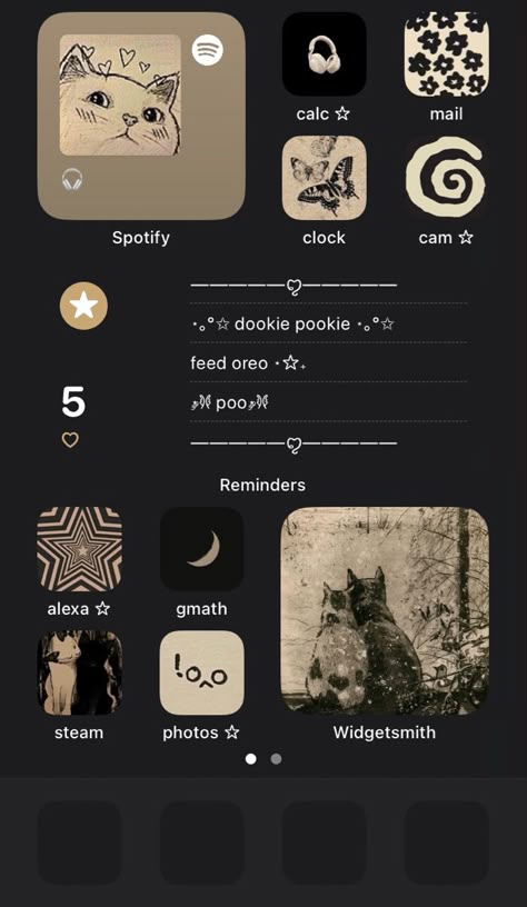 Black Aesthetic Homescreen Ideas, Black And Beige Phone Theme, Black And Beige Homescreen, Black And Beige Wallpaper Iphone, Black And Brown Aesthetic Wallpaper, Beige And Black Aesthetic Wallpaper, Beige And Black Wallpaper, Cream And Black Wallpaper, Brown Phone Layout