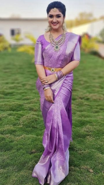 Purple Colour Pattu Sarees, Lilac Bridal Saree, Lavander Colour Silk Sarees, Lilac Kanjeevaram Saree, Purple Color Pattu Saree, Lavender Colour Silk Saree, Jewellery For Lavender Saree, Lavender Saree Bride, Lavender Color Pattu Saree