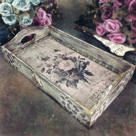 Decoupage Farmhouse Table, Serving Tray From Picture Frame, Tray Decoupage, Shabby Chic Tray, Decoupage Tutorial, Decoupage Decor, Flower Tray, Rustic Tray, Decoupage Wood