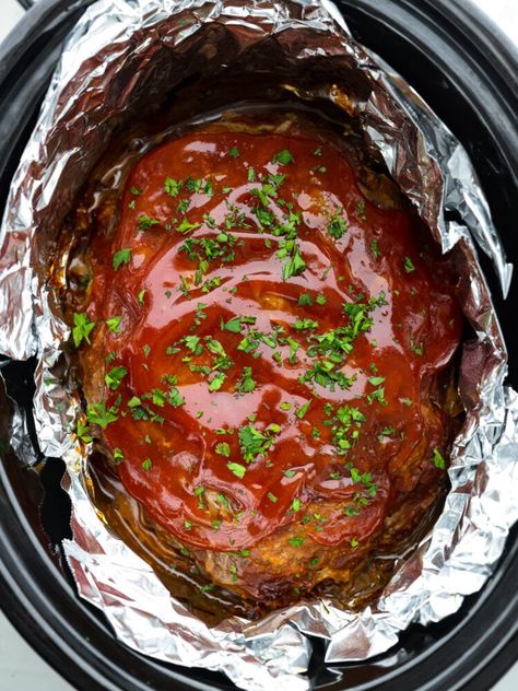 Best Crockpot Meatloaf Recipes, Meatloaf In A Crockpot Ground Beef, Meatloaf Recipes In Crockpot, Crock Pot Meatloaf Slow Cooker, Meatloaf Slow Cooker Easy, Meatloaf In Slow Cooker, Crock Pot Meatloaf Recipes, 3lb Meatloaf Recipe, Meatloaf With Stove Top Stuffing Crockpot