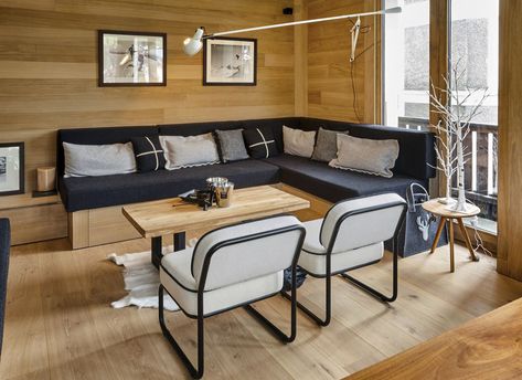 Modern Ski Resort Apartment - Megève, France Ski Apartment Interiors, Modern Rustic Decor Living Room, Mountain Alps, Ski Apartment, France House, Loft Style Apartment, Modern Chalet, French Apartment, Narrow Living Room